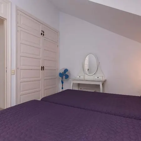 Parque Santiago Ii 2 Bed Apartamento