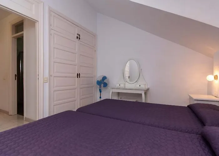 Parque Santiago Ii 2 Bed Apartamento